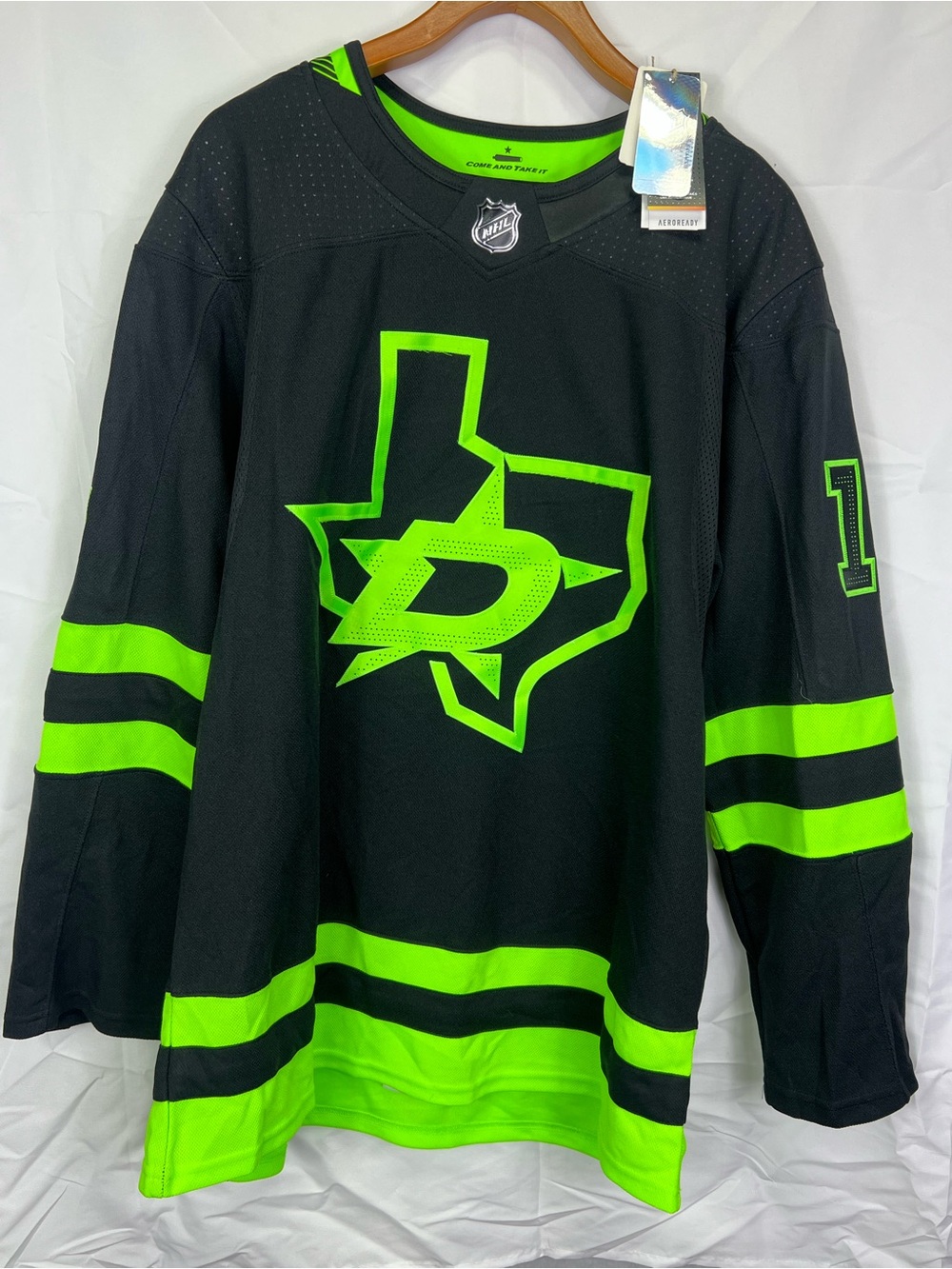 Glendening signed adidas Black and Neon Green NHL Dallas Stars Jersey. New.